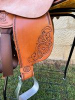 Load image into Gallery viewer, Western Stock Saddle - Daisies

